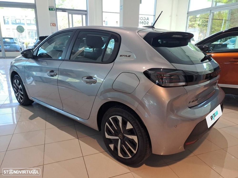 Peugeot e-208 50 kWh Style — fotografia 5