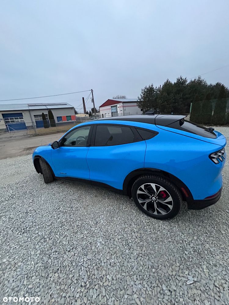 Ford Mustang Mach-E - 7