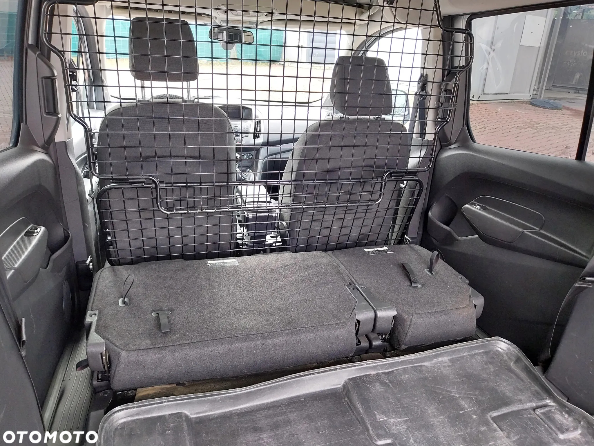 Ford Transit Connect - 18