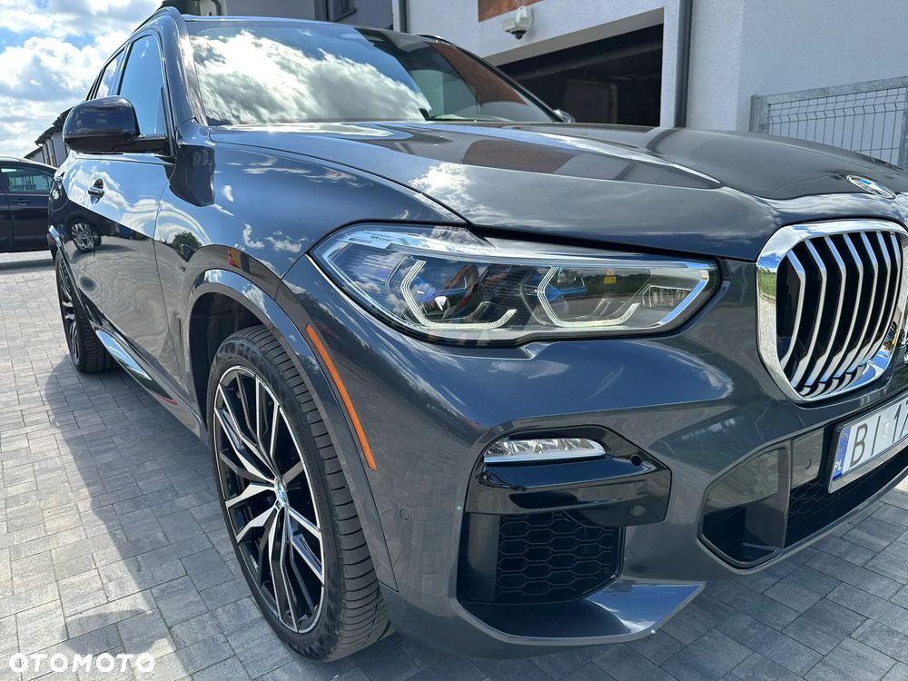 BMW X5 xDrive50i Sport-Aut - 4