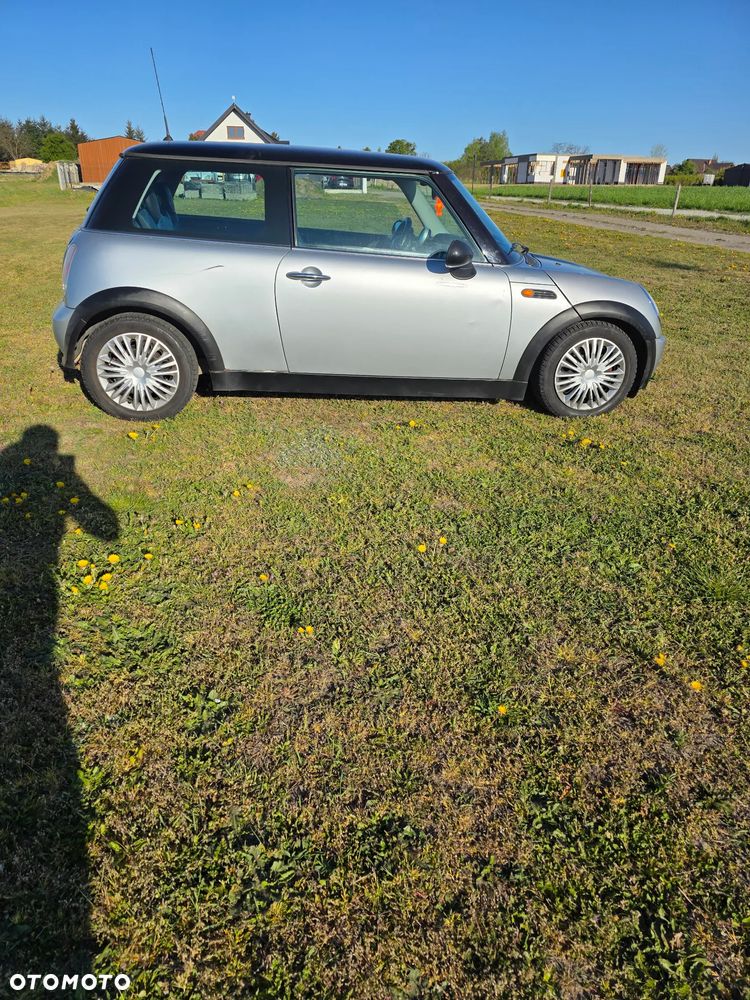 MINI Cooper Standard - 6