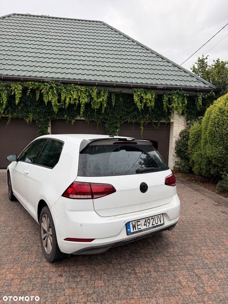 Volkswagen Golf 1.6 TDI BMT Highline - 18