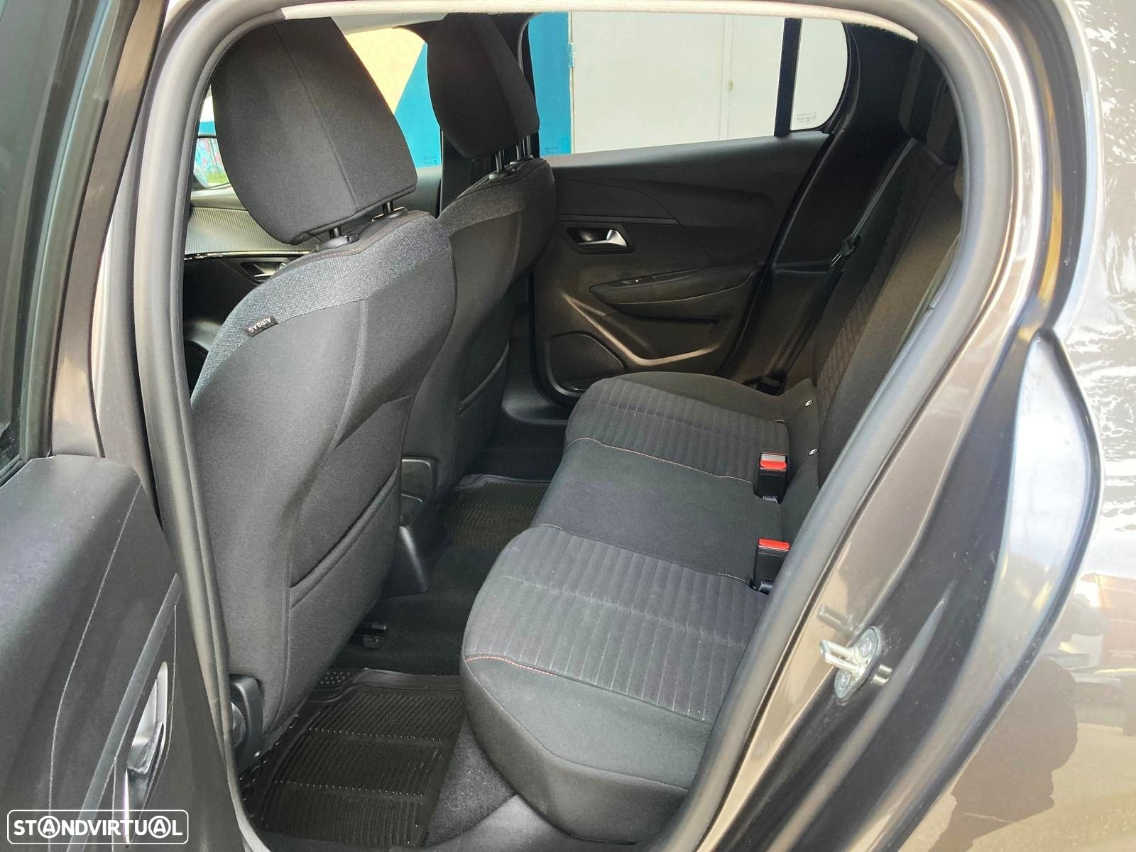 Peugeot 208 1.2 PureTech Active - 15