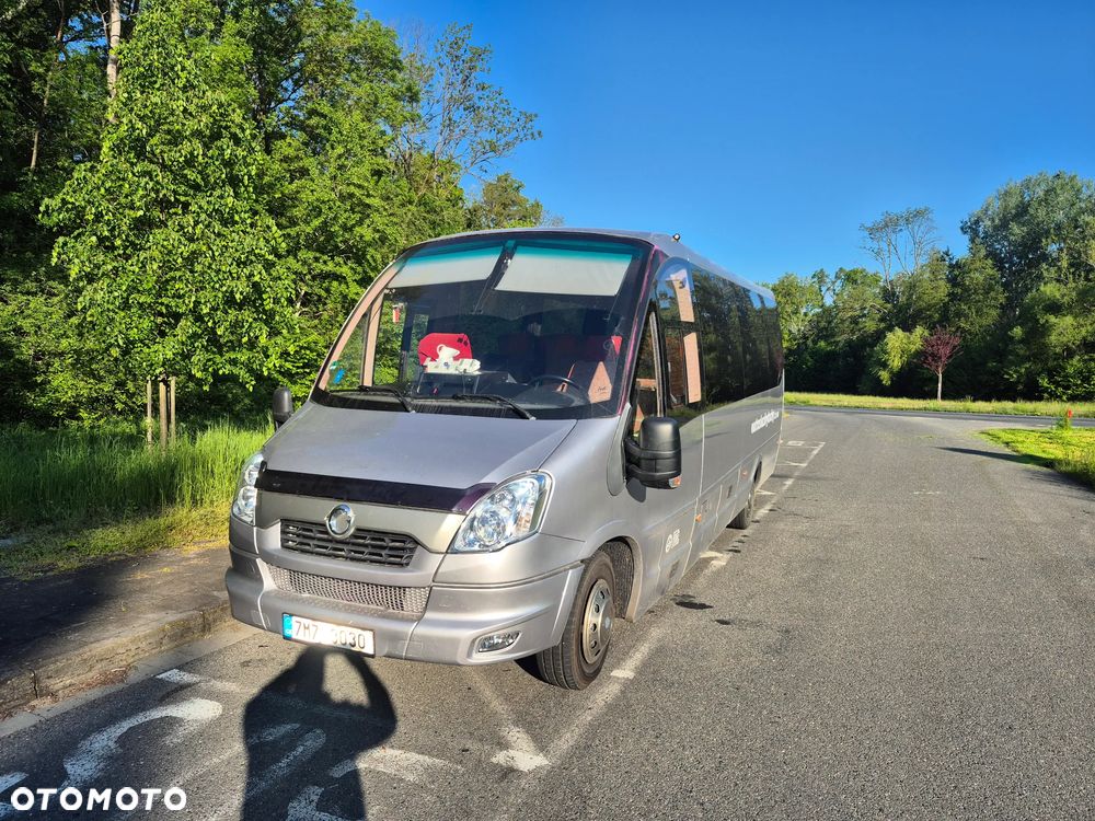 Iveco Rošero First - 1