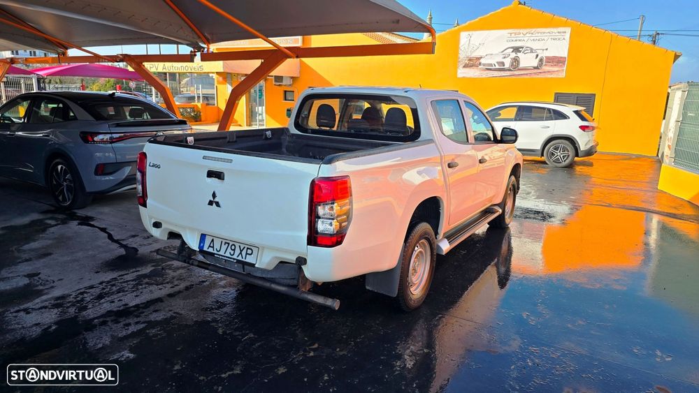 Mitsubishi L200 2.3 DI-D CD Invite 2WD - 2