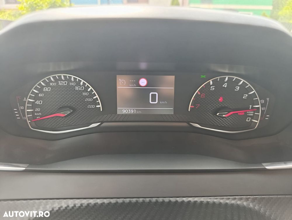 Peugeot 208 1.2 L PureTech STT Active Pack - 18