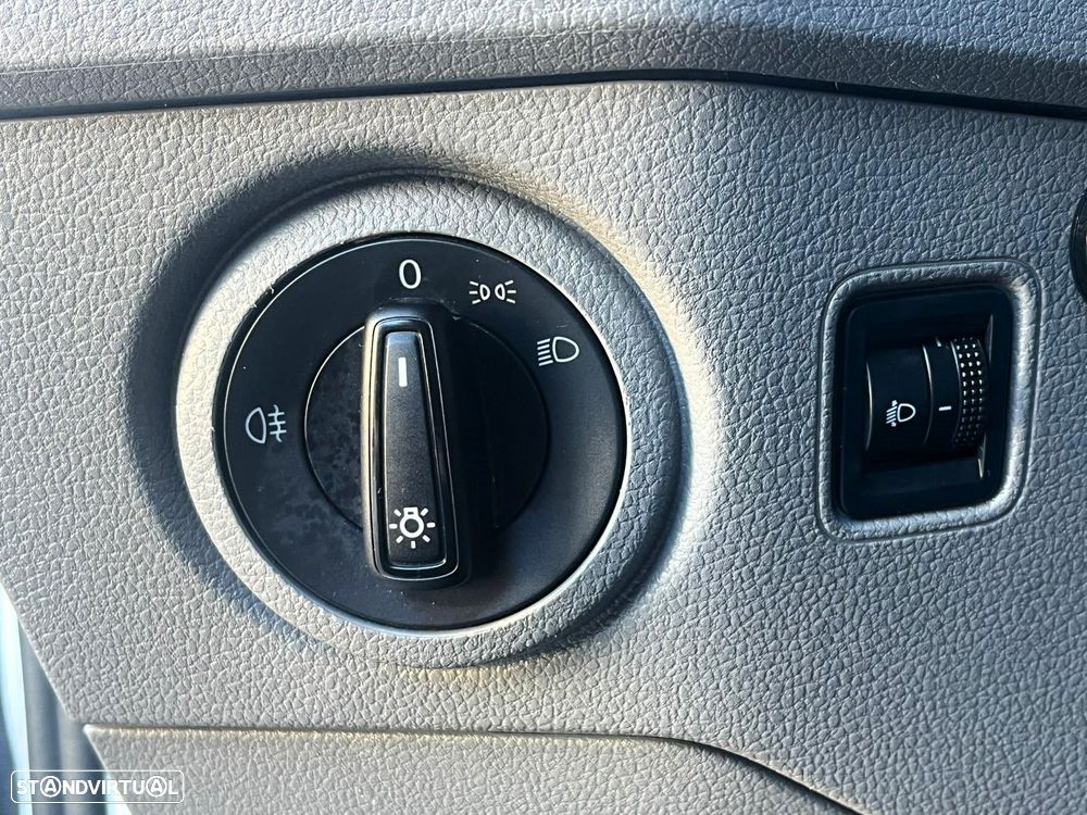 VW Crafter 35 2.0 TDI L5H3 Super Longo Tecto Alto - 38