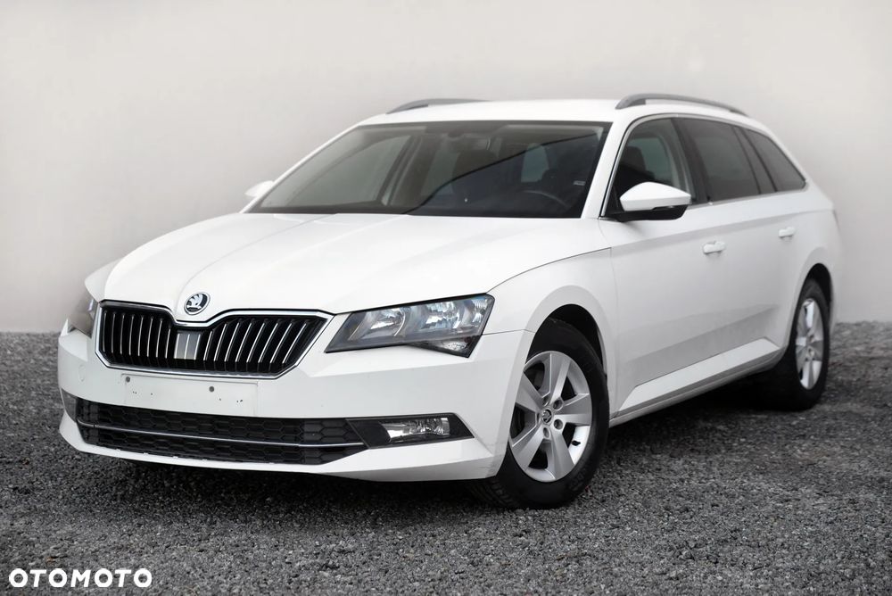 Skoda Superb 2.0 TDI Sportline - 21