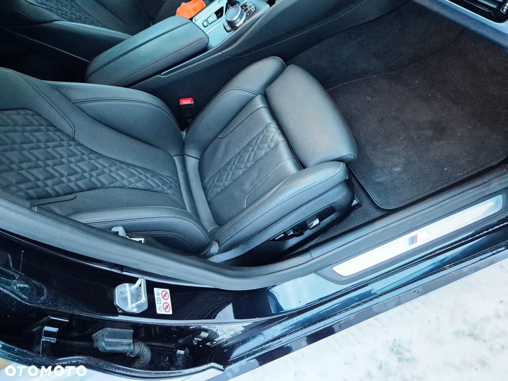 BMW Seria 5 520d M Sport - 10