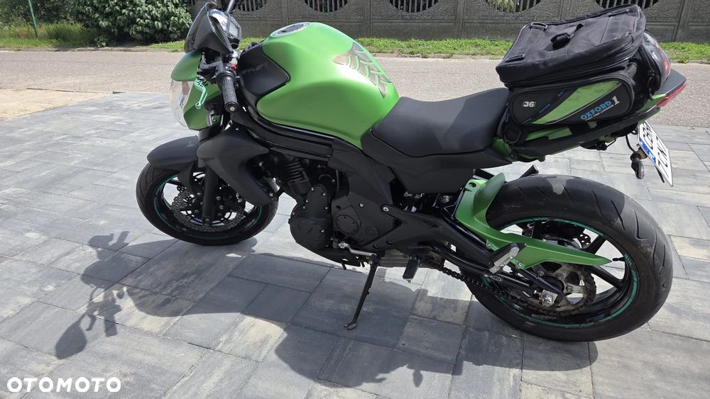 Kawasaki ER - 2