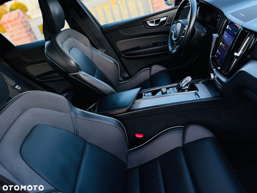Volvo XC 60 B4 D AWD Geartronic RDesign - 21