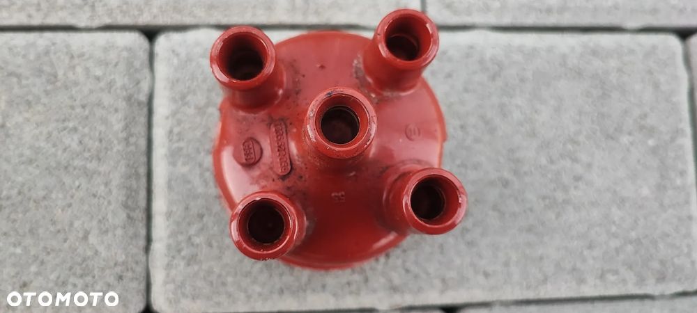 Kopułka aparatu zapłonowego Bosch 1235522059