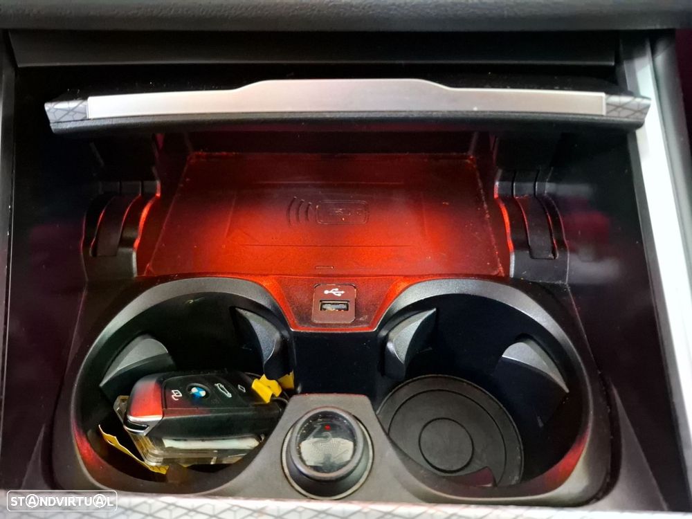 BMW 330 e Pack Desportivo M Auto - 15