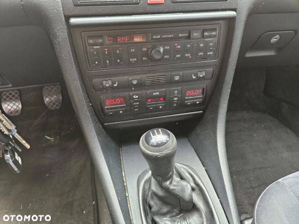 Audi A6 - 6