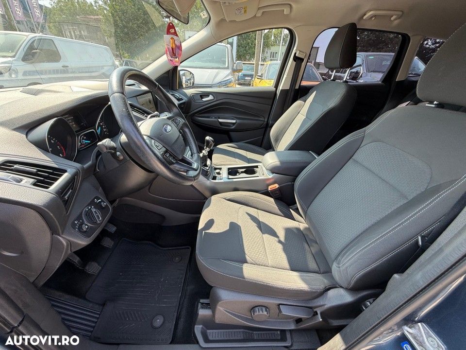 Ford Kuga 1.5 EcoBoost 2WD Trend - 18
