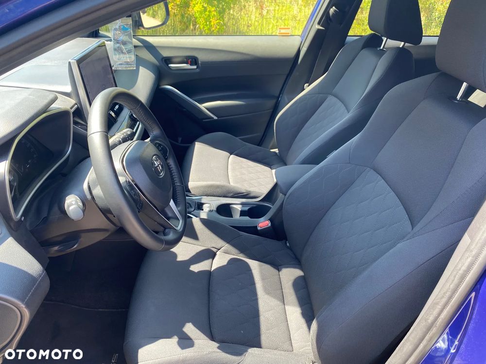 Toyota Corolla Cross - 18