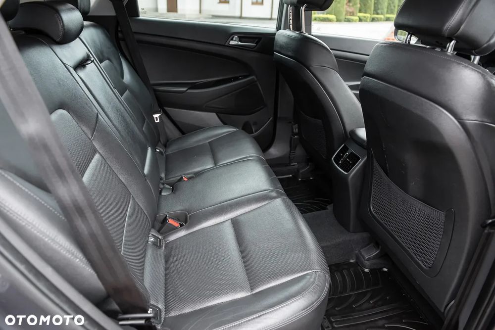 Hyundai Tucson 1.6 GDI BlueDrive Comfort 2WD - 29