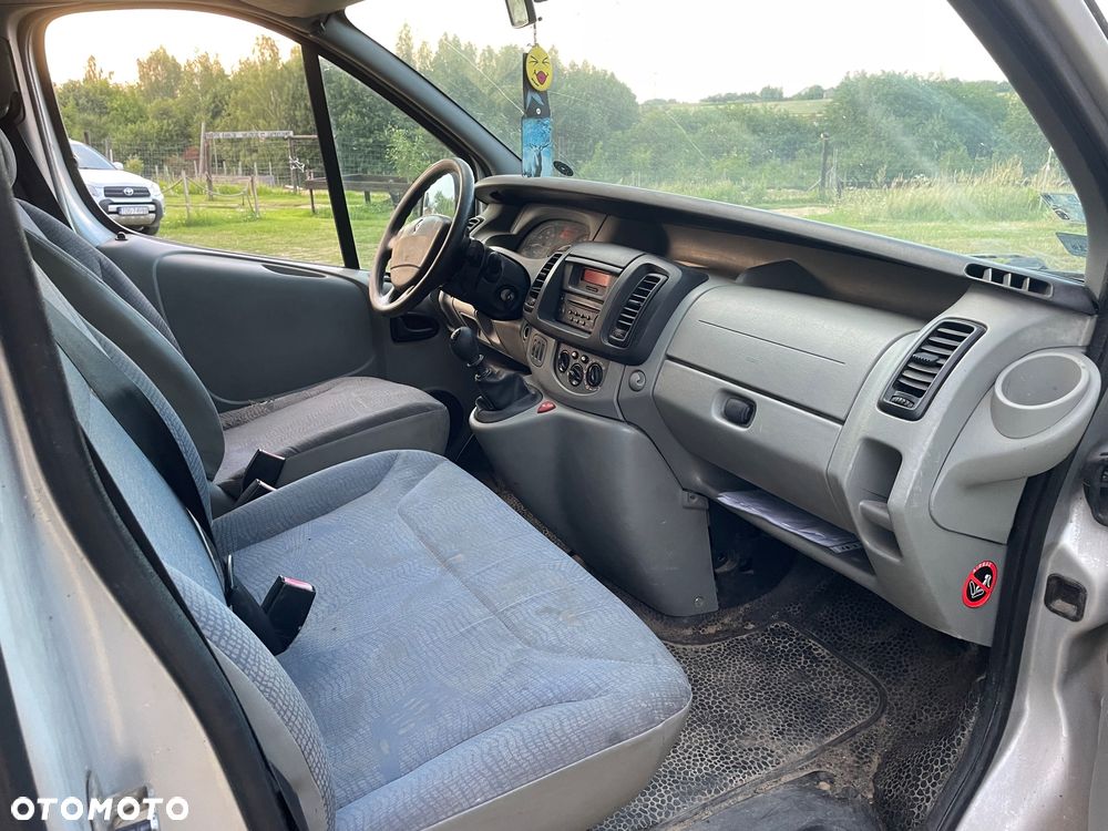 Renault Trafic Passenger - 5