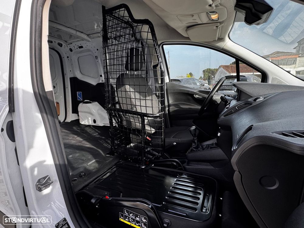Ford Transit Courier 1.5 TDCi Limitada - 10