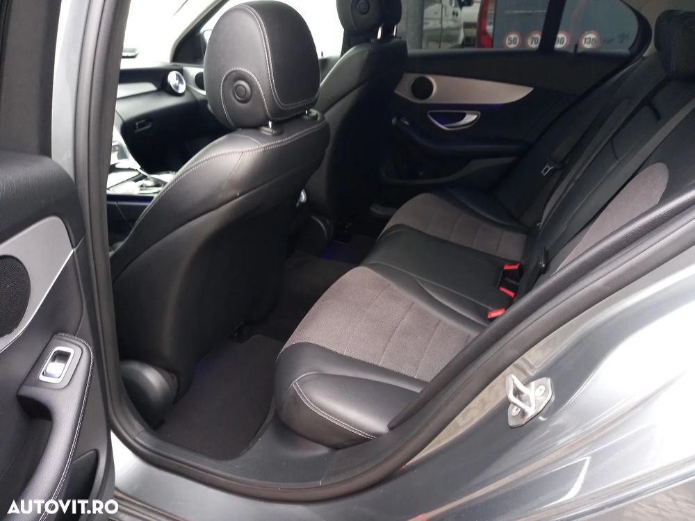 Mercedes-Benz C - 15