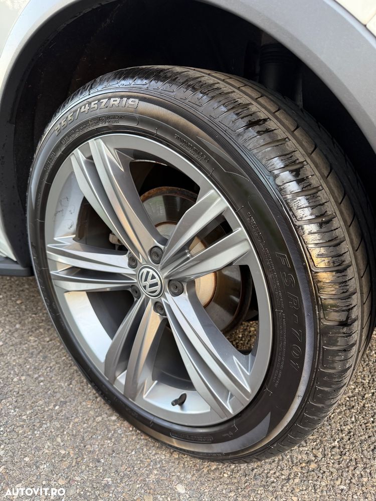 Volkswagen Tiguan 2.0 TDI SCR R-Line - 24