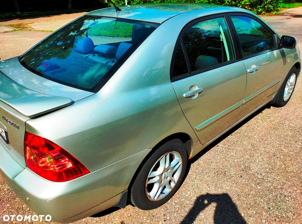 Toyota Corolla 1.6 VVT-i Sol - 5