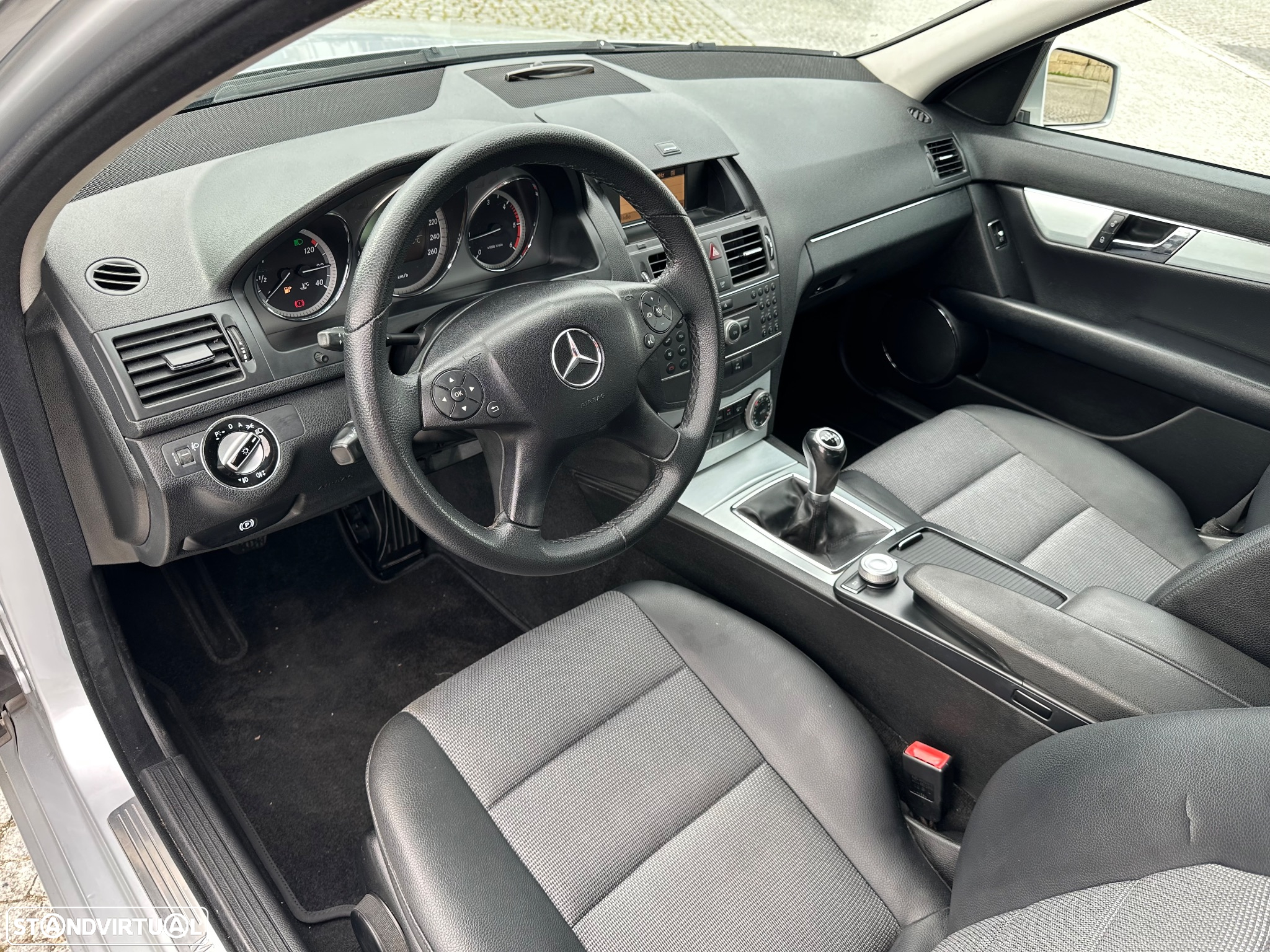 Mercedes-Benz C 220 CDi Avantgarde BlueEfficiency - 10