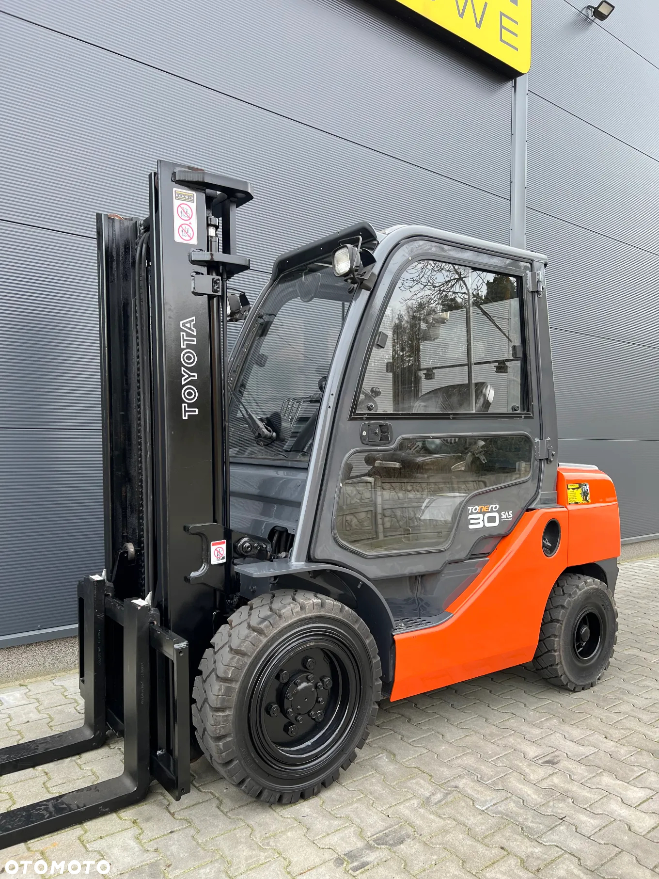 Toyota 02-8FDF30 - 4