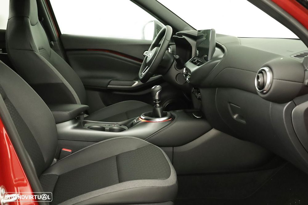 Nissan Juke 1.0 DIG-T N-Connecta - 18