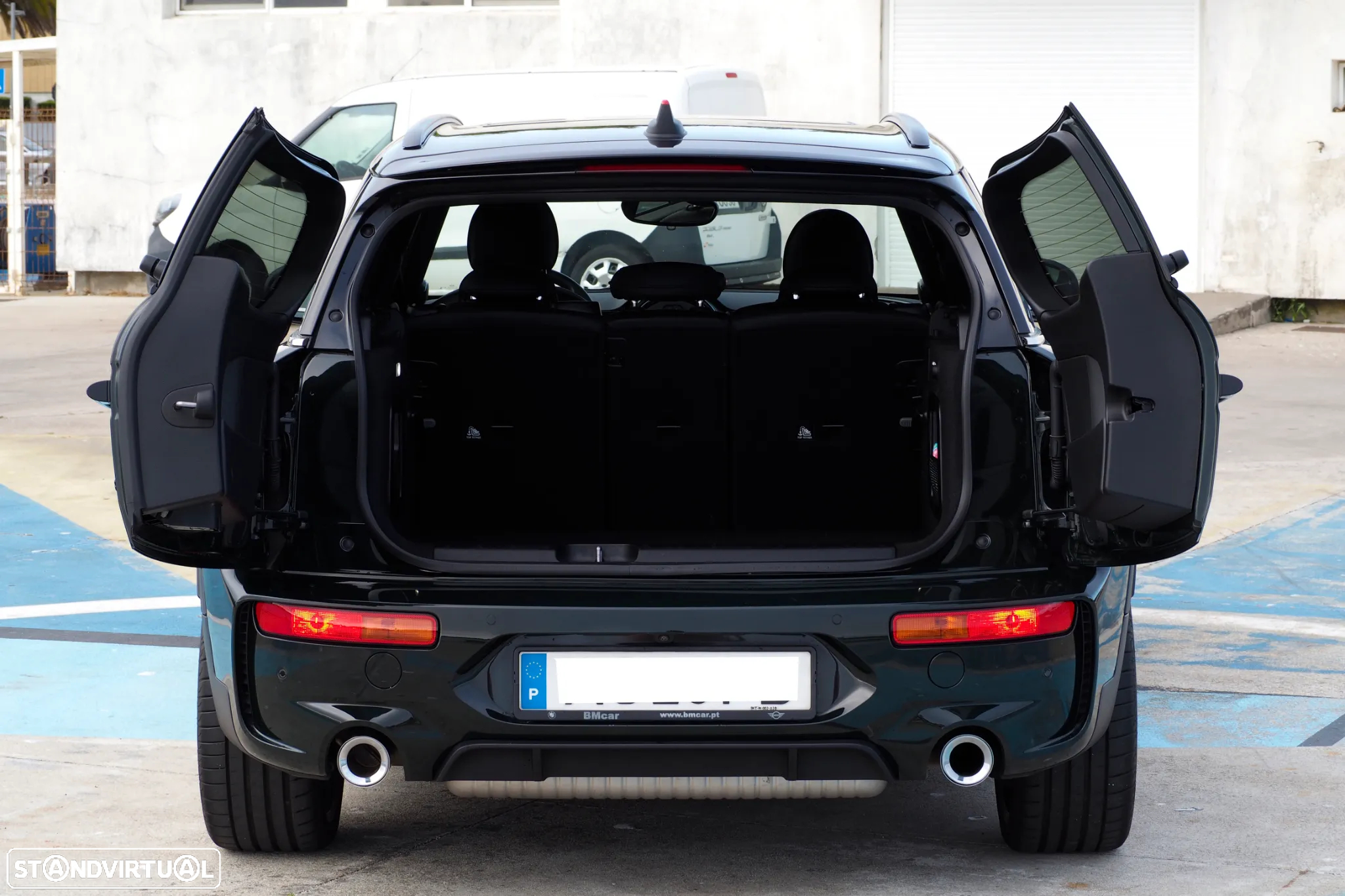 MINI Clubman John Cooper Works Premium P. JCW Plus Auto - 12