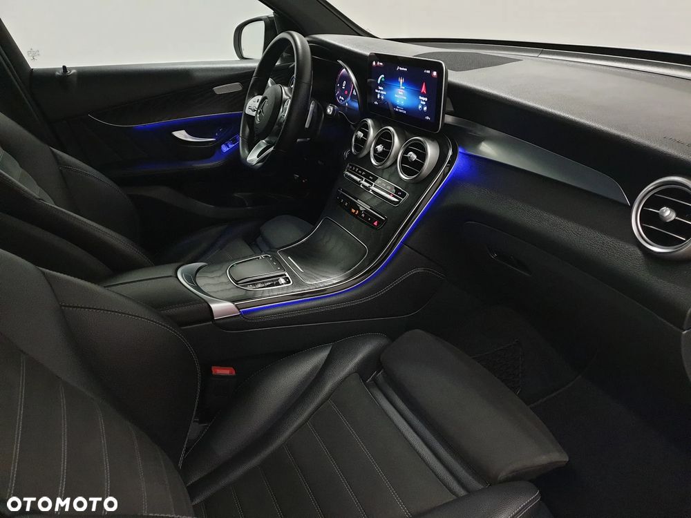 Mercedes-Benz GLC 220 d 4Matic 9G-TRONIC AMG Line Plus - 40