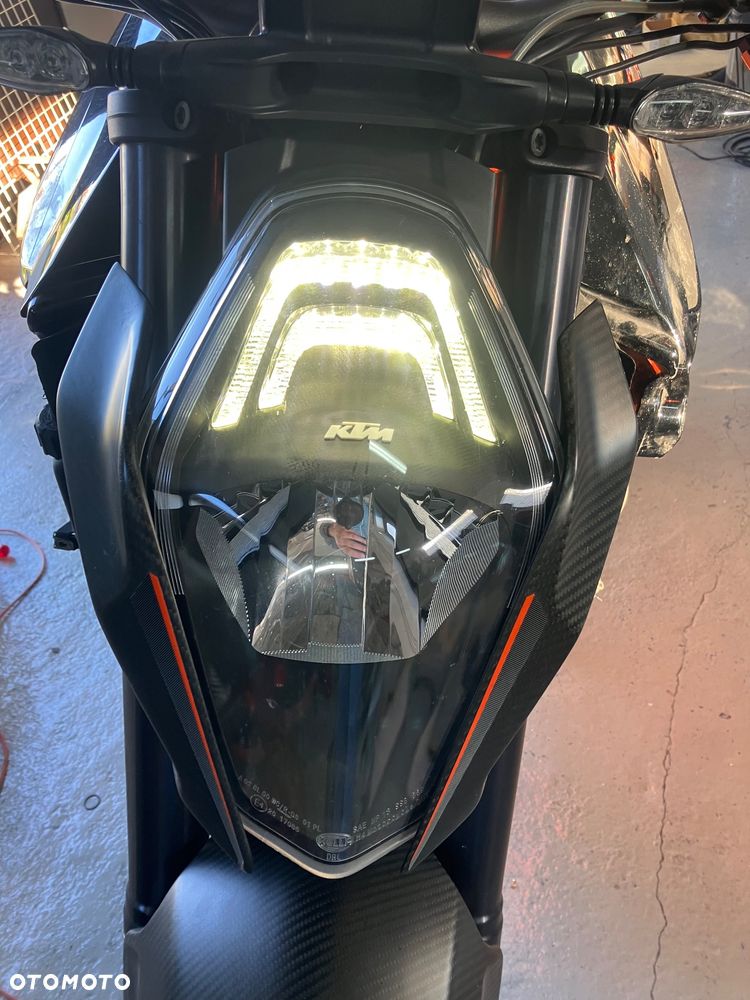 KTM Super Duke - 14