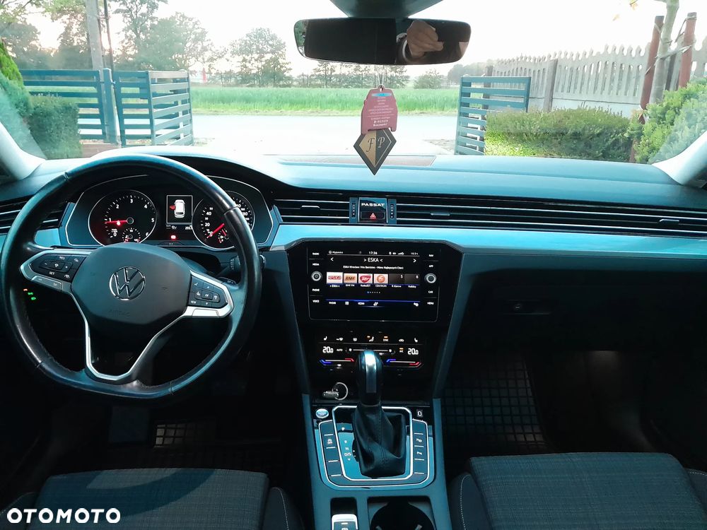 Volkswagen Passat 2.0 TDI SCR Comfortline DSG - 19