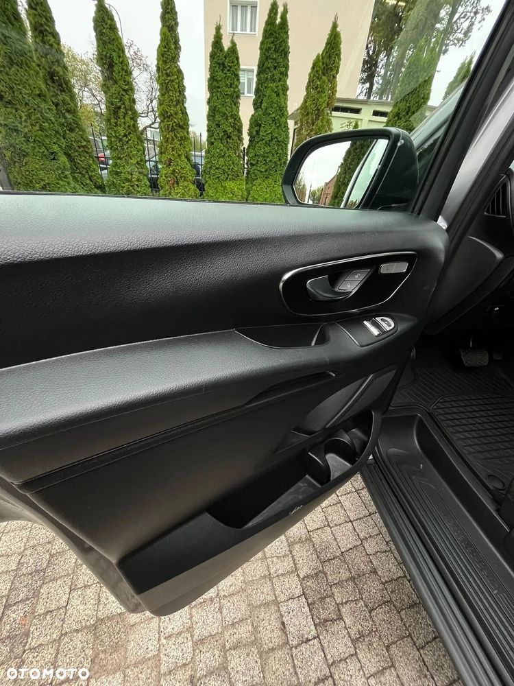 Mercedes-Benz Vito - 34