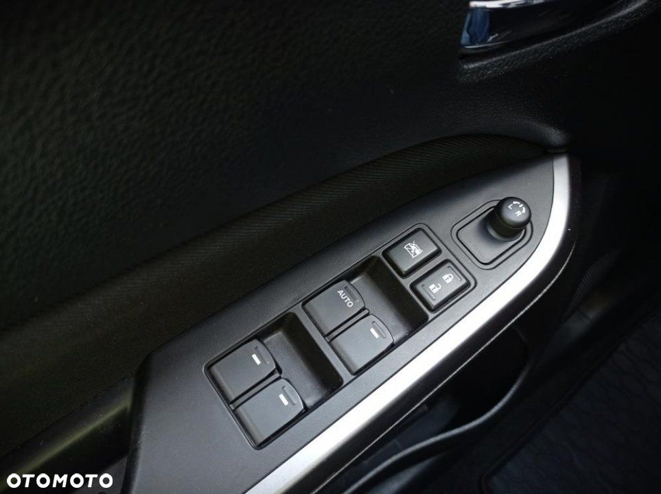 Suzuki Vitara - 22