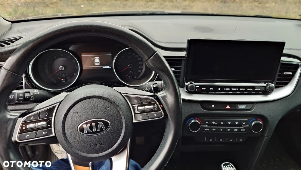 Kia XCeed 1.6 T-GDI L - 12
