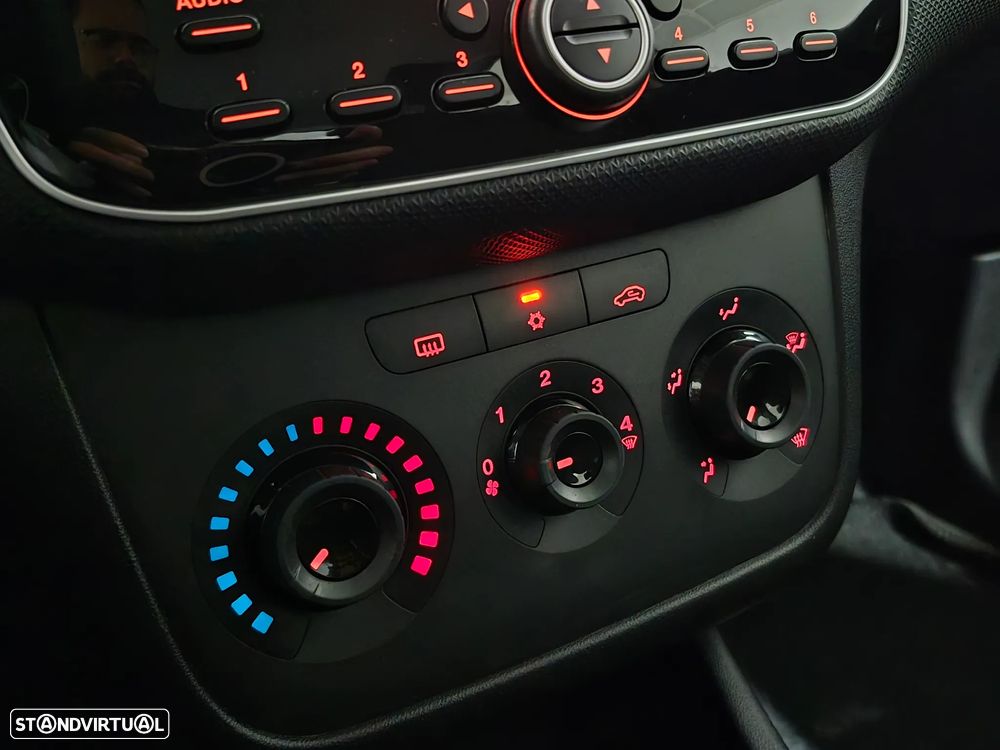 Fiat Punto 1.2 Easy S&S - 12