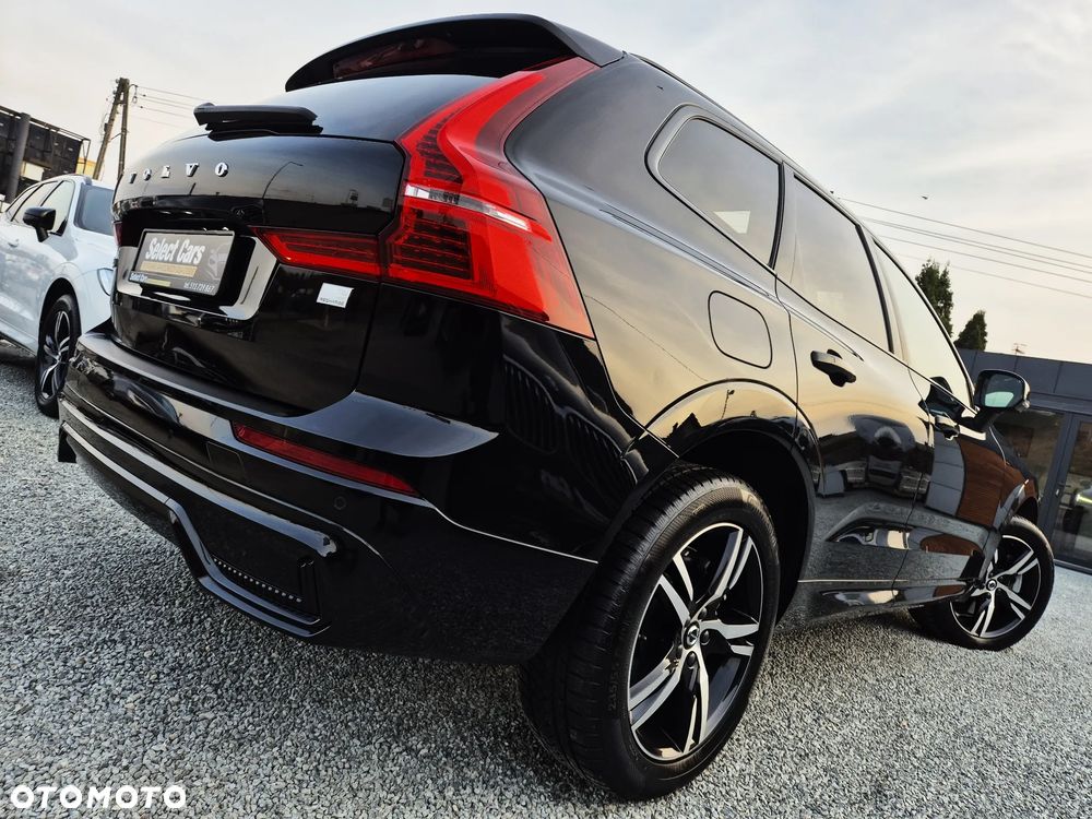 Volvo XC 60 T6 Plug-In Hybrid AWD Plus Dark - 4