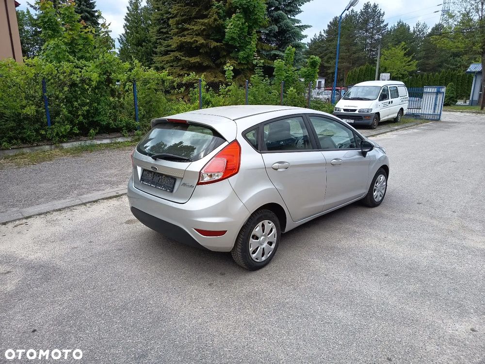 Ford Fiesta 1.25 SYNC Edition - 4