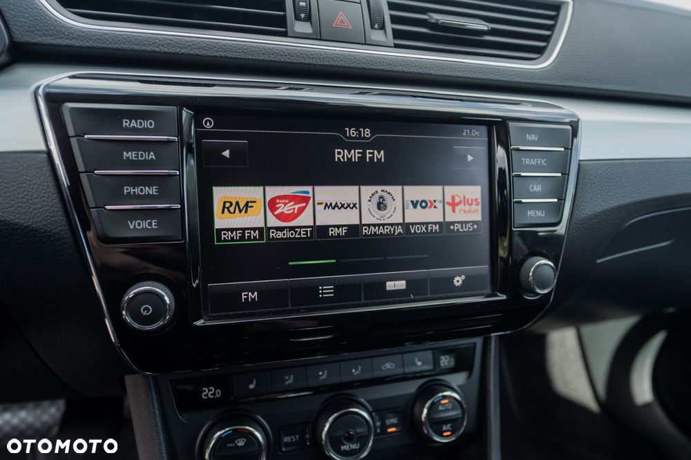 Skoda Superb 2.0 TDI DSG Ambition - 22