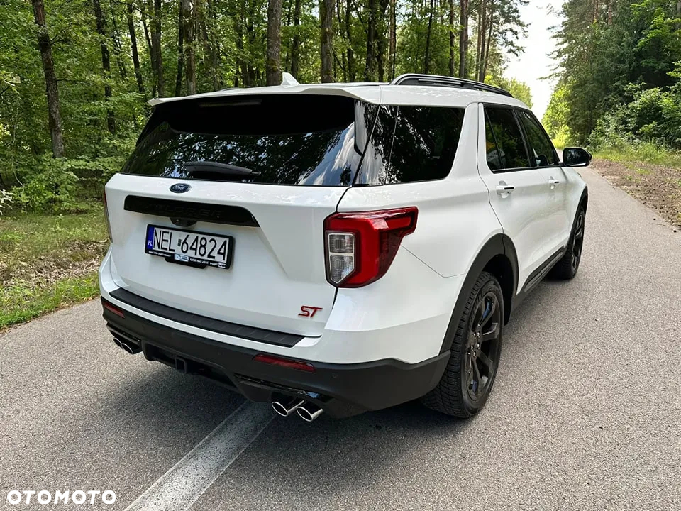 Ford Explorer EcoBoost Plug-in Hybrid ST-LINE - 8