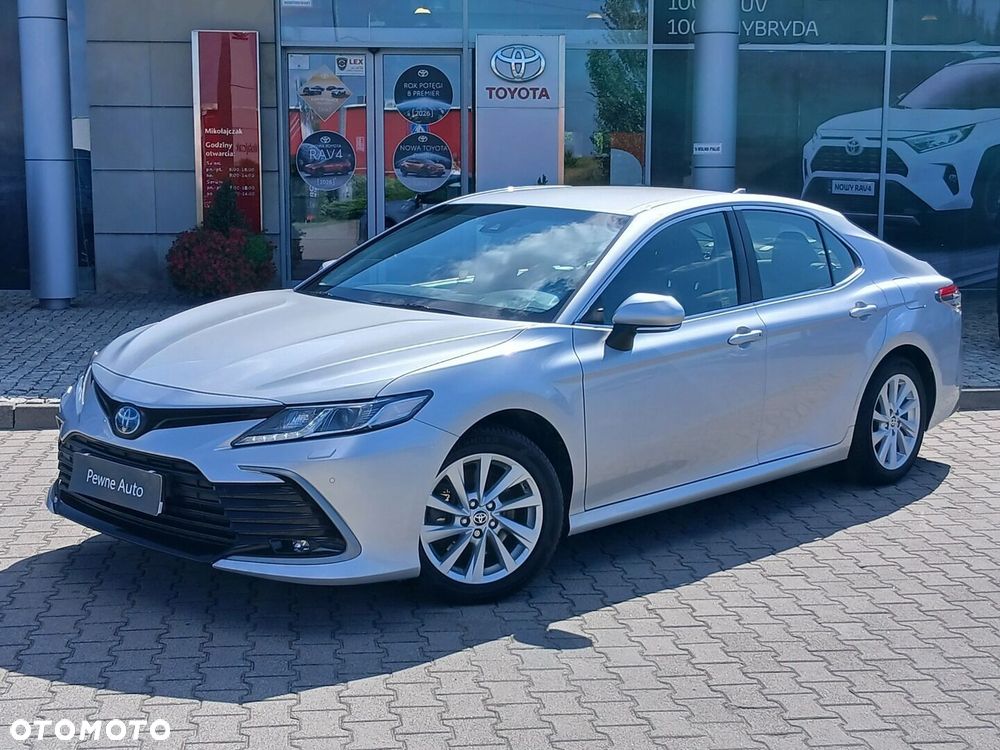 Toyota Camry 2.5 Hybrid Comfort CVT - 2