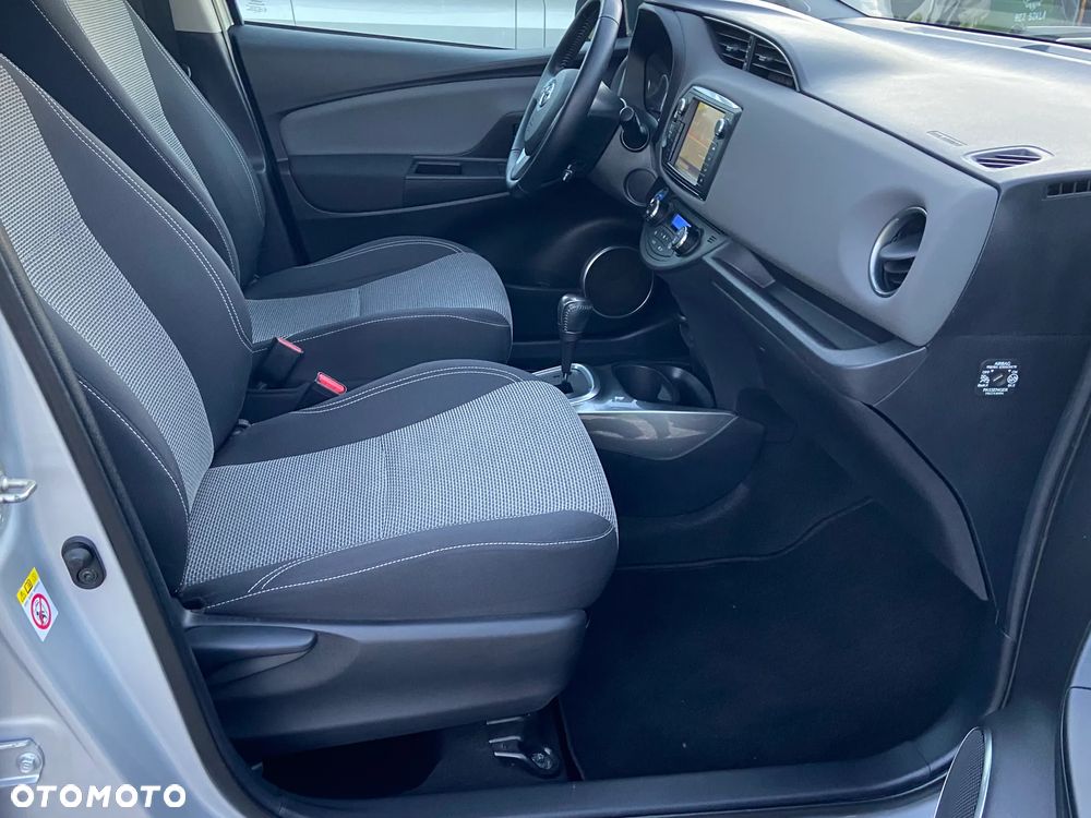 Toyota Yaris - 24
