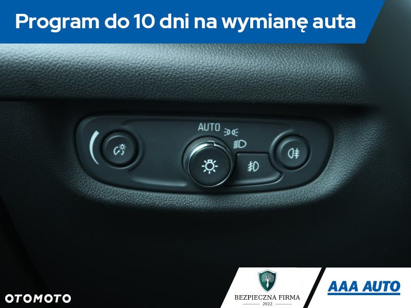 Opel Insignia - 19