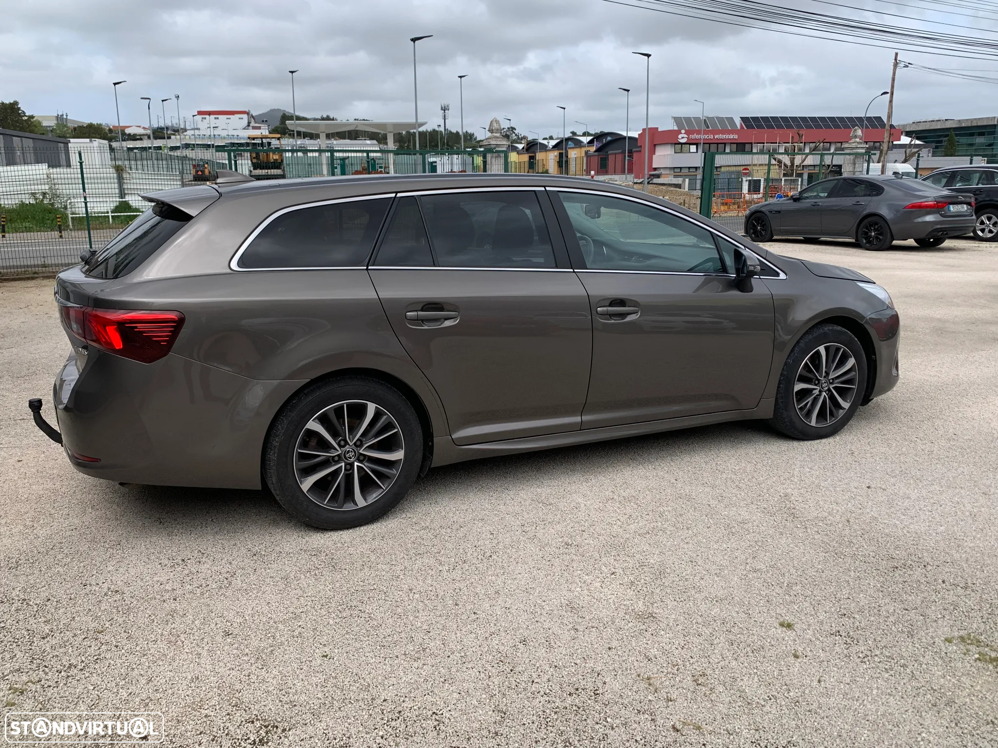 Toyota Avensis Touring Sports 2.0 D-4D Edition S+ - 14