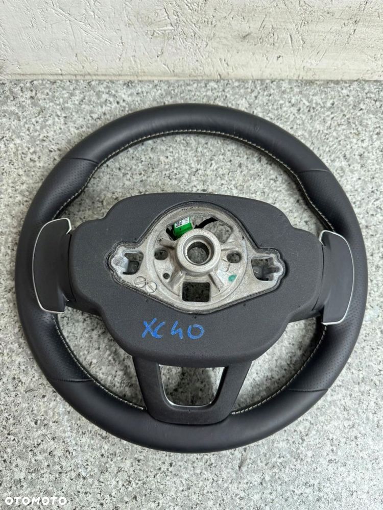 kierownica r-design volvo xc40 2017-2024 31455412 skóra łopatki - 9