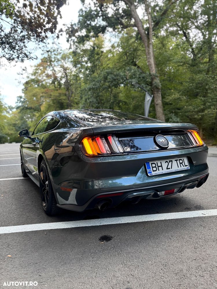 Ford Mustang 2.3 EcoBoost Aut. - 6