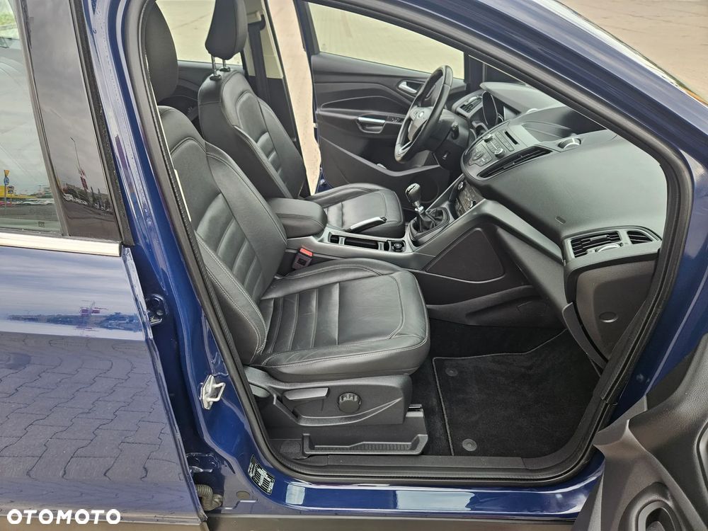Ford Kuga - 13