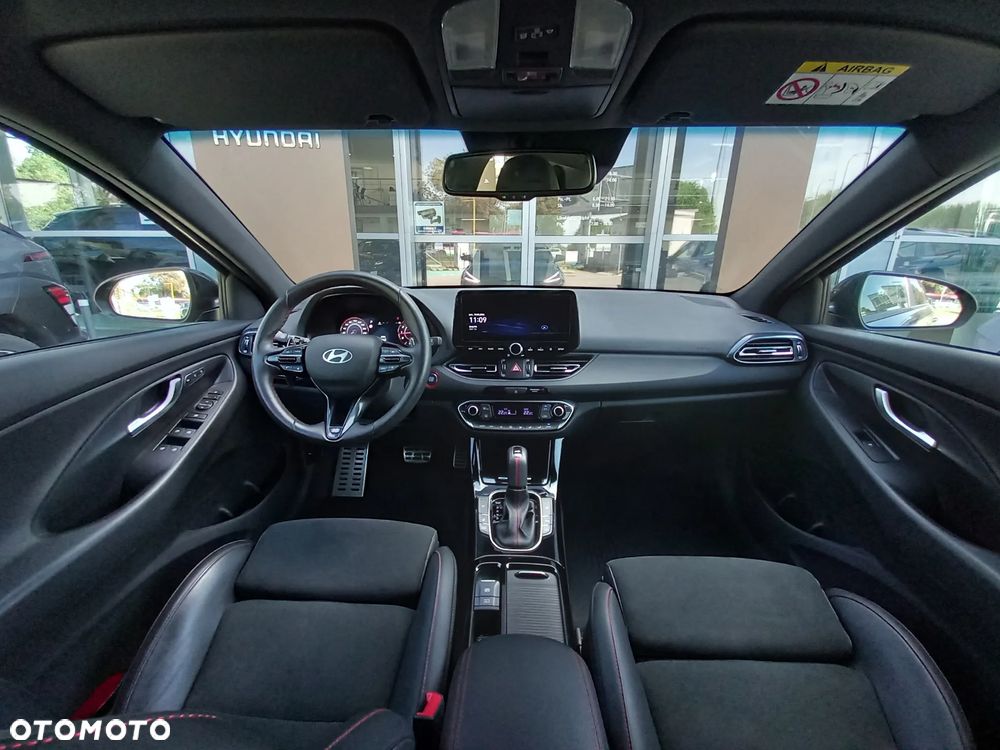 Hyundai i30 1.5 T-GDI 48V-Hybrid DCT N Line - 12