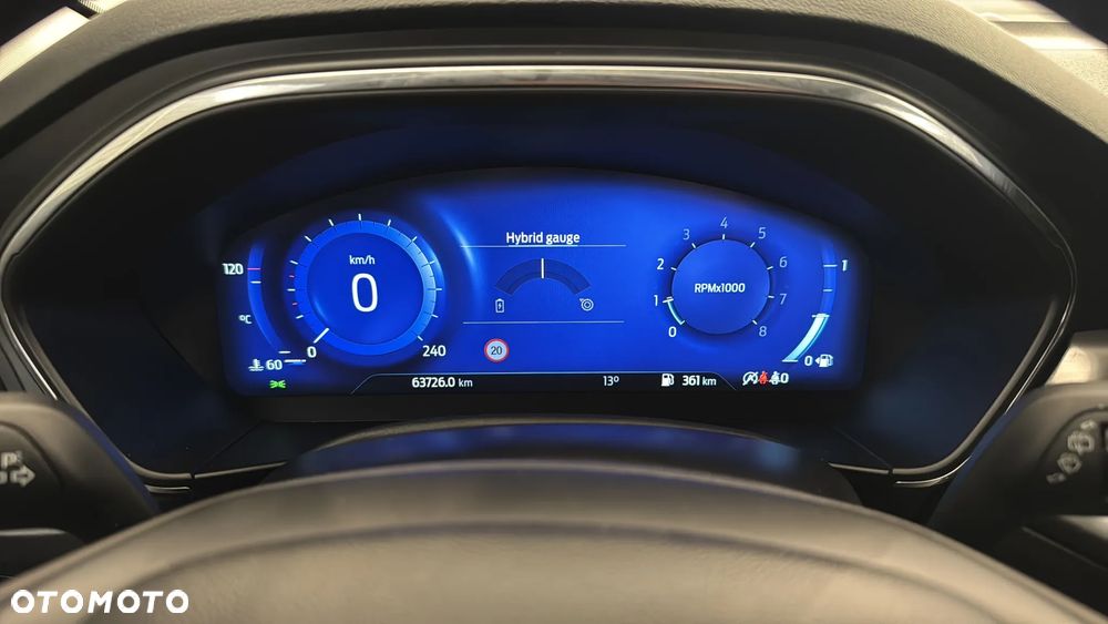 Ford Focus 1.0 EcoBoost Titanium X - 27